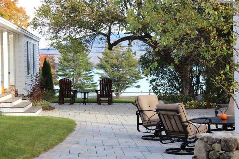 Inn At Pleasant Lake New London Extérieur photo