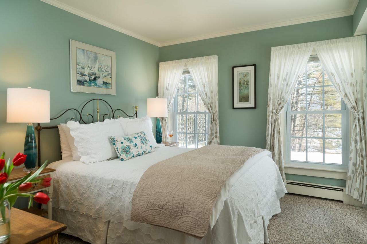 Inn At Pleasant Lake New London Extérieur photo